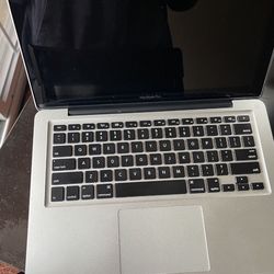 2012 MacBook Pro FireWire 800/ 4gb ram/ 512 GB