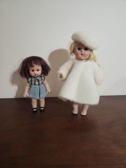 Dolls Vintage