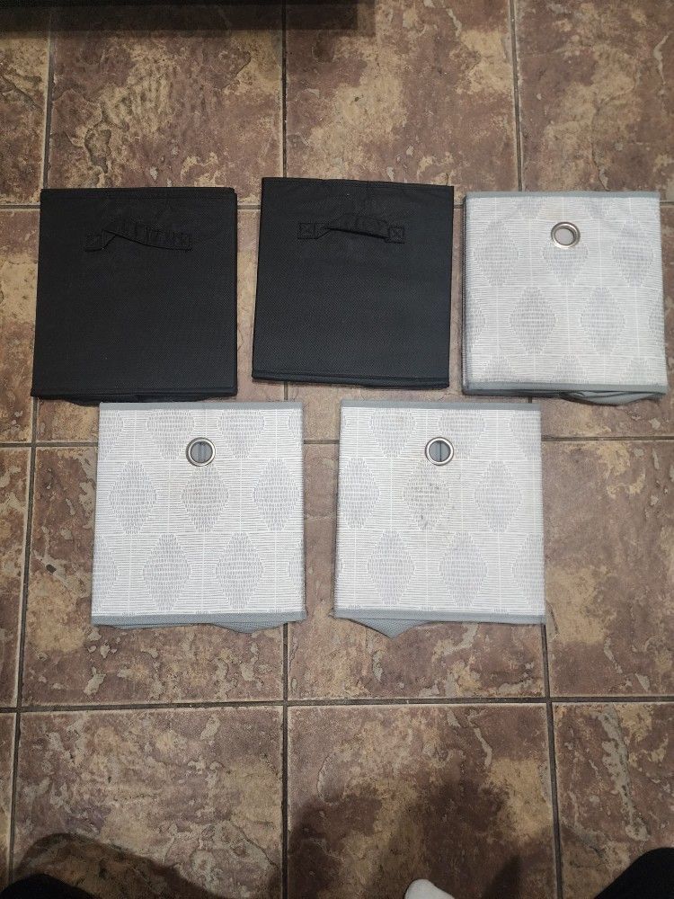 5 Fabric Collapsible Storage Cubes
