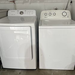 Washer And Dryer. Lavadora Y Secadora 