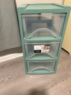 Plastic dresser