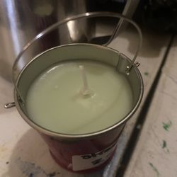Homemade Strawberry Scented Soy Wax Candle 