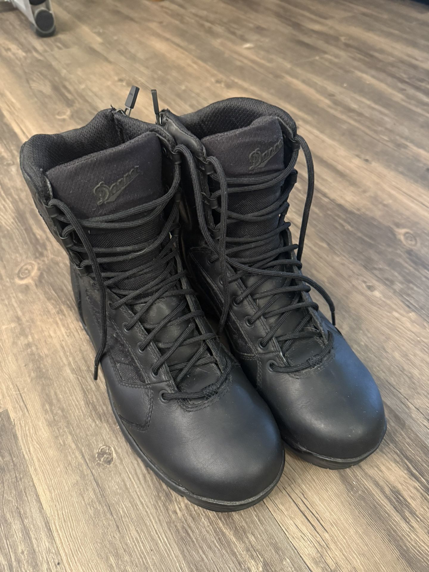 NEW Danner TFX 8 Boots 9.5