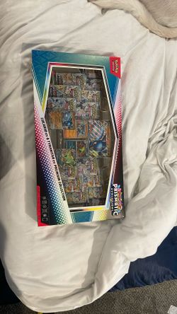 Pokémon Prismatic Evolutions EX Premium Collection
