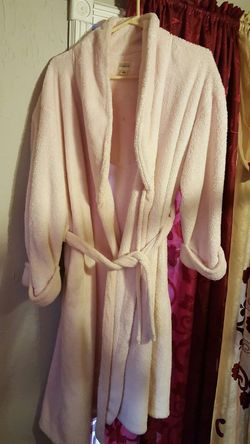 Woman's bath robe