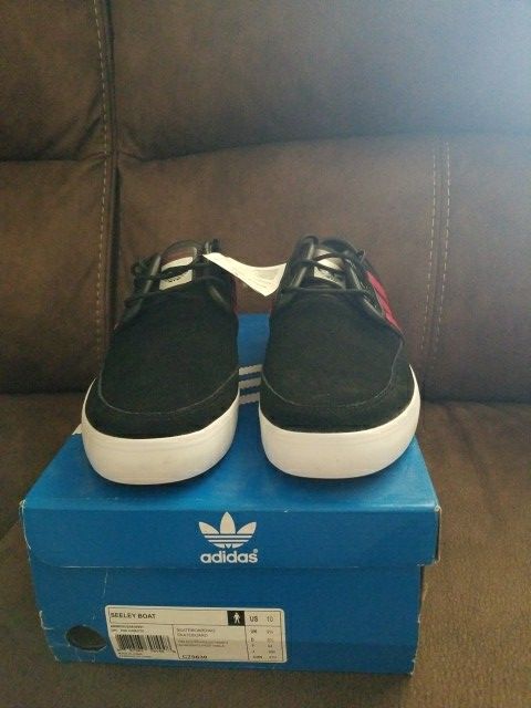 BRAND NEW ADIDAS SEELEY BOAT SHOES SIZE 10
