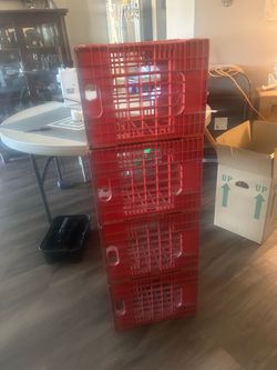Water bottle crates