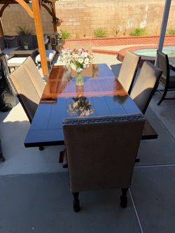 Dining Table with 6 Upholstered Chairs