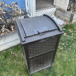 Trash Can / Used