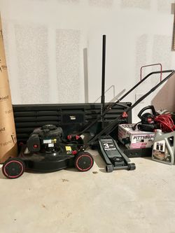 Hyper Tough 20" 125cc Gas Powered Walk-Behind Push Lawn Mower with Briggs & Stratton Engine, Black