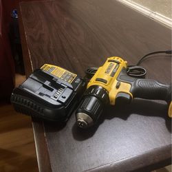 12v  Dewalt Power Drill 