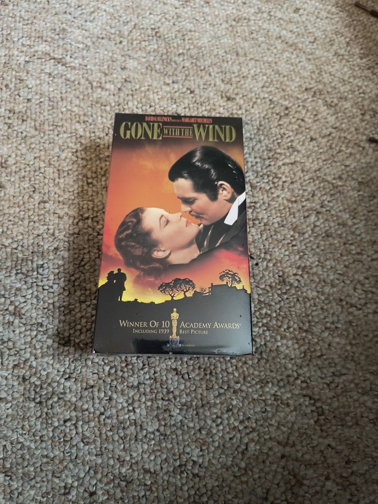 NEW SEALED GONE WITH THE WIND VHS
