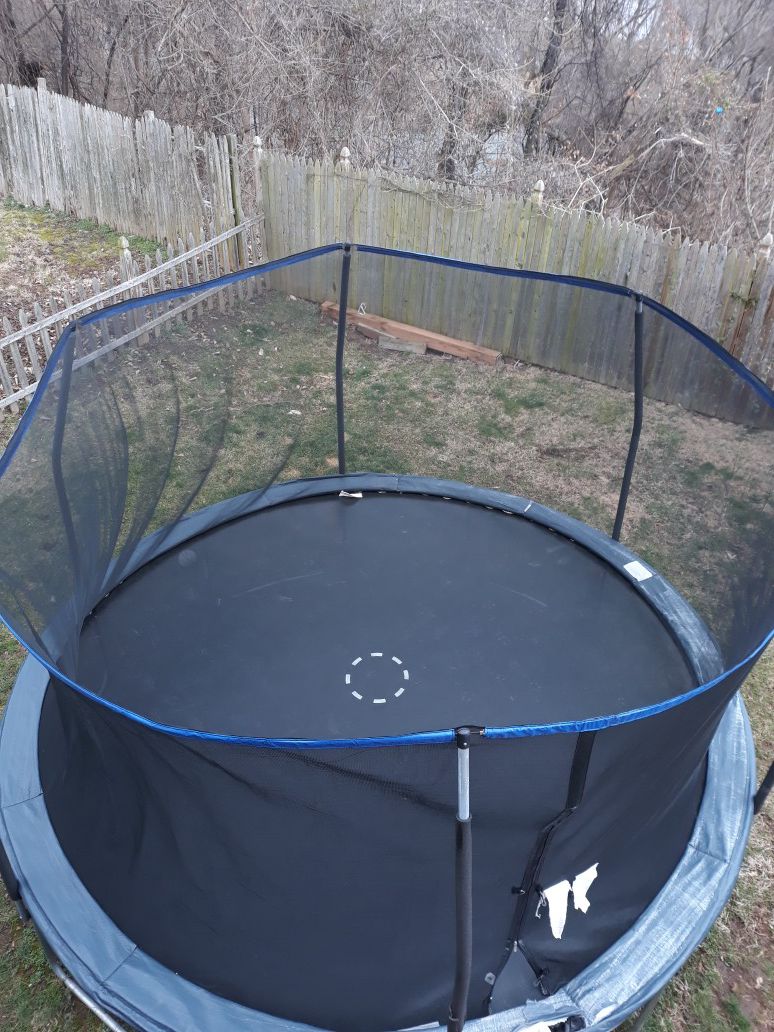 OUT-SIDE kids trampoline w/ safety fence ●$170●