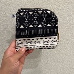 Black And White Essential Oil Holder Case