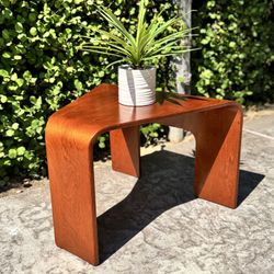 Ekornes Stressless Mid Century Modern Bentwood Wood End Coffee Table