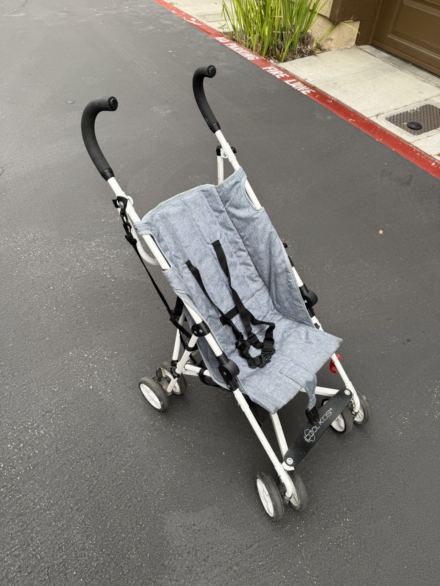 Lightweight Stroller