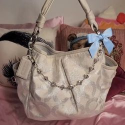 Y2K Coach Limited Edition Op-Art Silver Lurex And Grey Signature C Shoulder Bag
