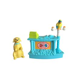 Fisher Price Loving Family Sweet Streets Pet Shop Counter Puppy Dog Vintage 2001