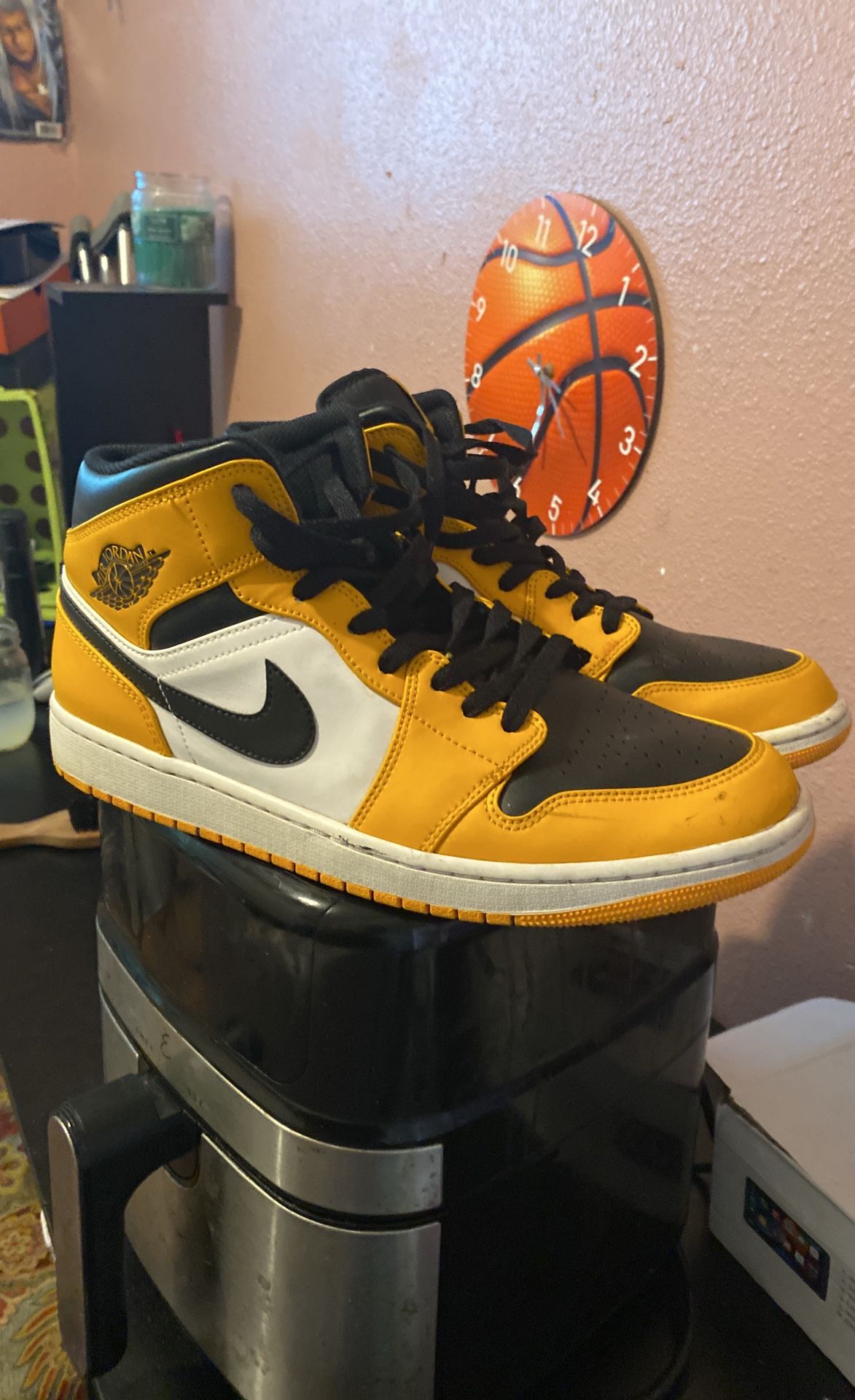 Air Jordan 1s
