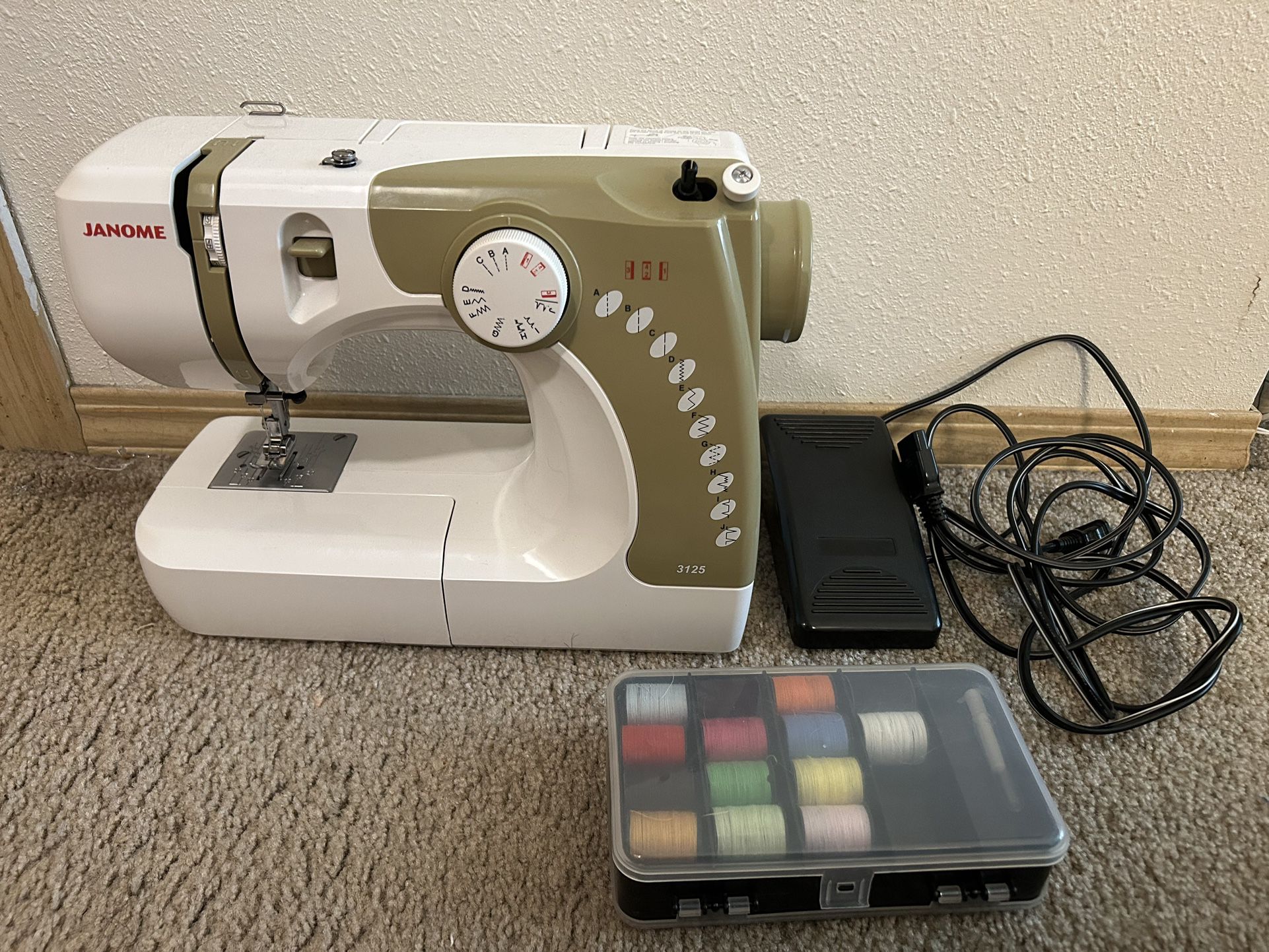 Sewing Machine Janome HD1000 for Sale in Aloha, OR - OfferUp
