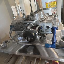 Holley Avenger 770 4bbl Carburetor And Edelbrock Torker 2725 Intake