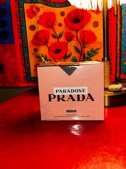 Prada Paradoxe Intense Eau de Parfum