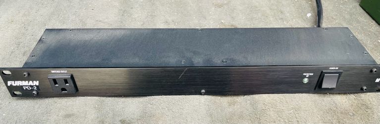 Furman Merit series M-8x2 power conditioner