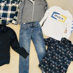 RIVERSIDE— EXCELLENT CONDITION SIZE MED/ LEVIS 30/32 CLEAN/ SMOKE FREE HOME- VANS/LEVIS/ RVCA/ QUICKSILVER / OLD NAVY