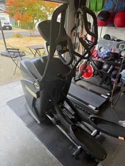 Octane Fitness Q35e Elliptical Trainer