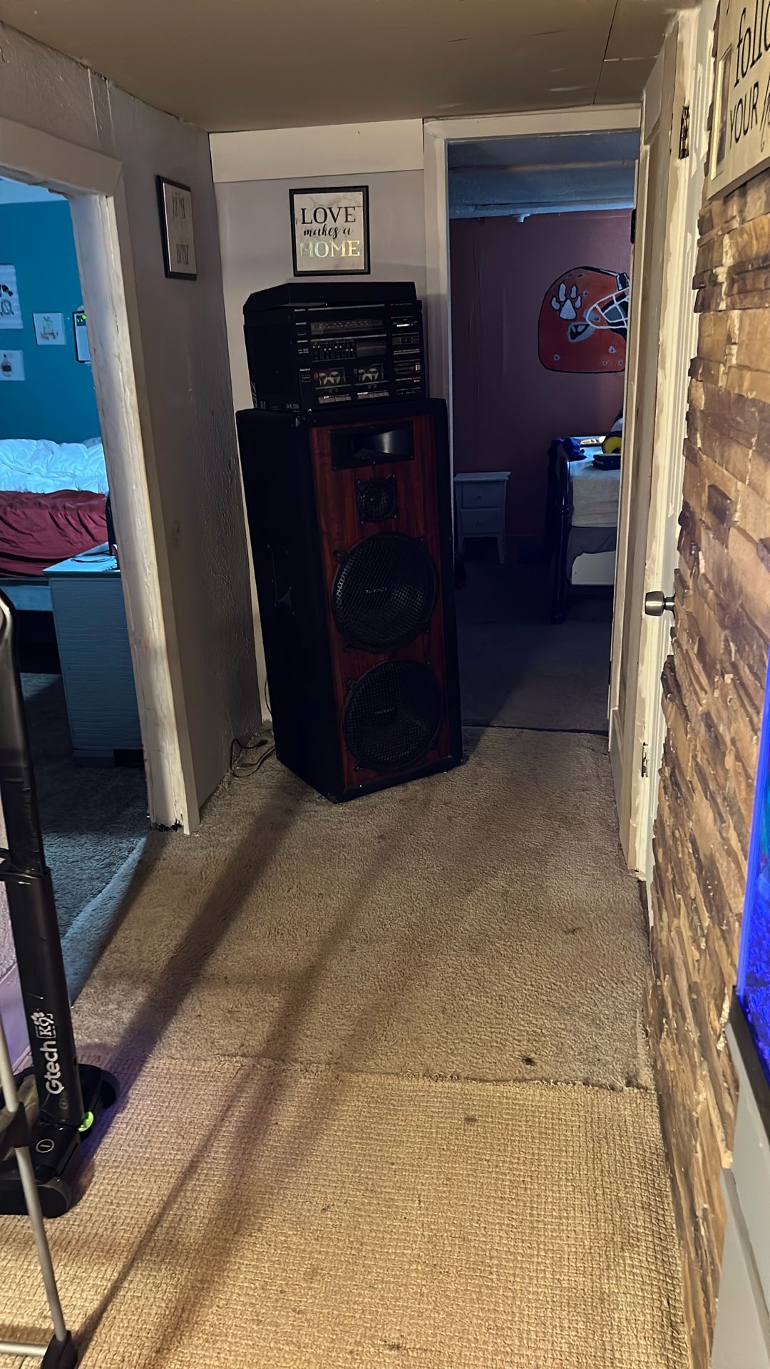 Speakers And Radio