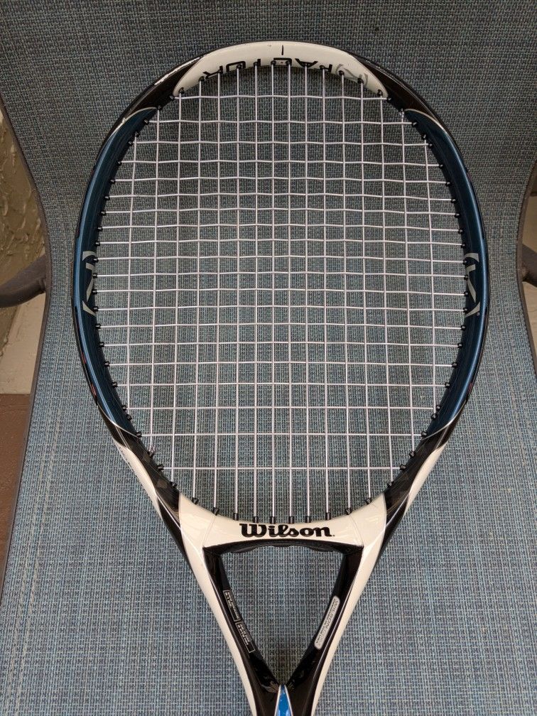 Wilson (K) Four Tennis Racket 112 Grip 4-3/8 with Cover