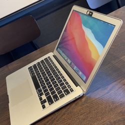 Apple MacBook Air 13” Core i5 processor 4GB RAM 256GB SSD STORAGE DRIVE $175 