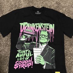 Alocs Tee ( M and L available)