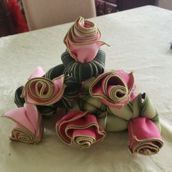 Carole Shiber  Floral Napkins And Rings