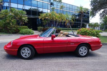 1991 Alfa Romeo Spider