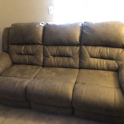Love Seat And Couch Recliner , King Size Bed With Mattress And Night Stands And Dresser , Twin Bed , Bunk Bed Twin On Top Full Size On Bottom 