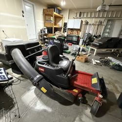 Toro 42” Deck Zero Turn With Bagging System