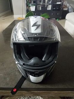 Motorcycle helmet