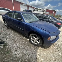 09 Dodge Charger Part Out