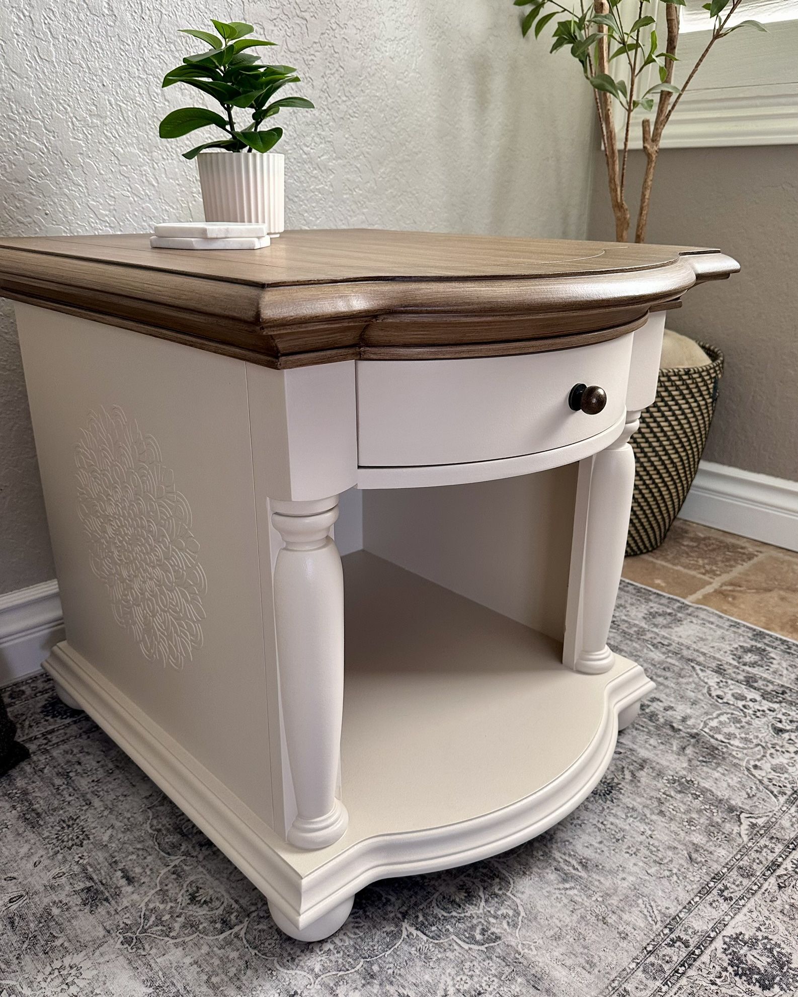 Boho Side Table Pet Bed