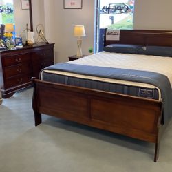 Queen Sleigh Bedroom Set On Sale 