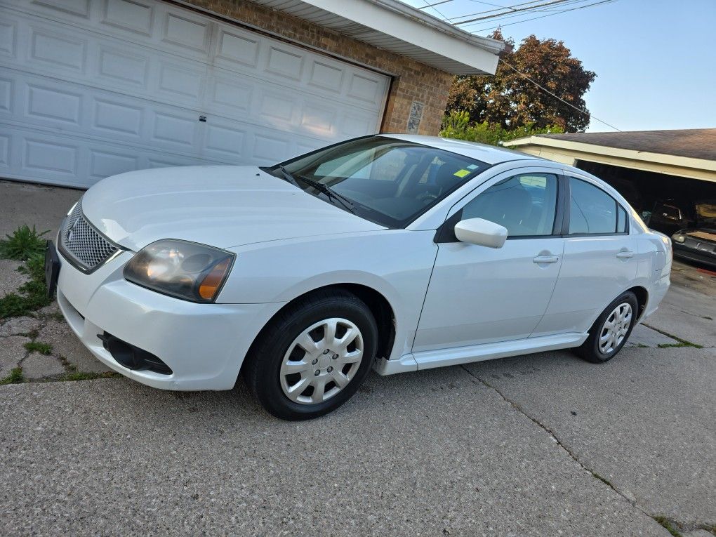2010 Mitsubishi Galant