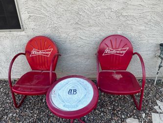 Outdoor Budweiser patio set