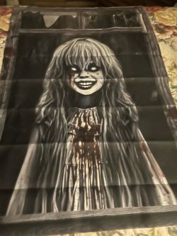 Creepy Horror Girl/Boy Halloween Decoration Banner