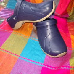 Anywhere  Shoes 