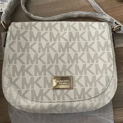 Brand New Michael Kors Messenger Purse Bag Hamilton Design 