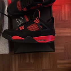 Jordan 4 Red Thunders (size,11)