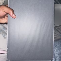 BRAND NEW IPAD (A16)  Silver in box
