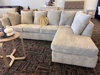 L SHAPE SECTIONAL COUCH / WE DELIVER 