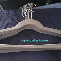 54 Velvet Hangers